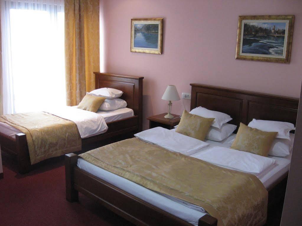 Hotel Opal Exclusive Bihać Dış mekan fotoğraf